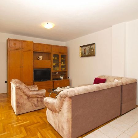 Apartment Dean 1595 Fažana Buitenkant foto