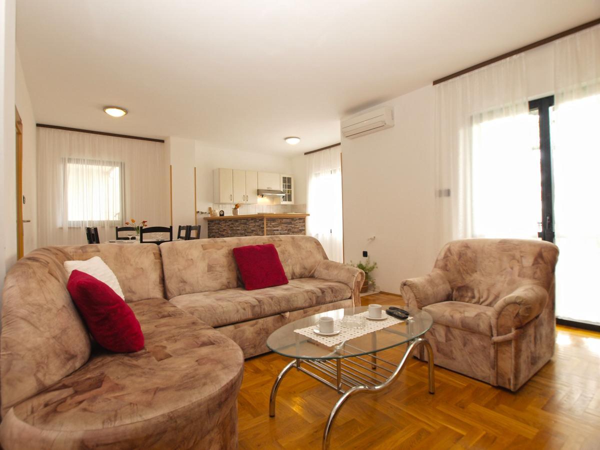 Apartment Dean 1595 Fažana Buitenkant foto